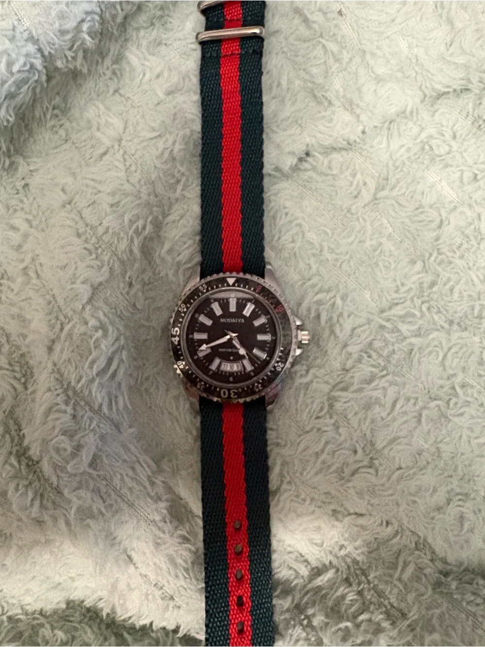 NEW- gorgeous classic Gucci colored adjustable band watch